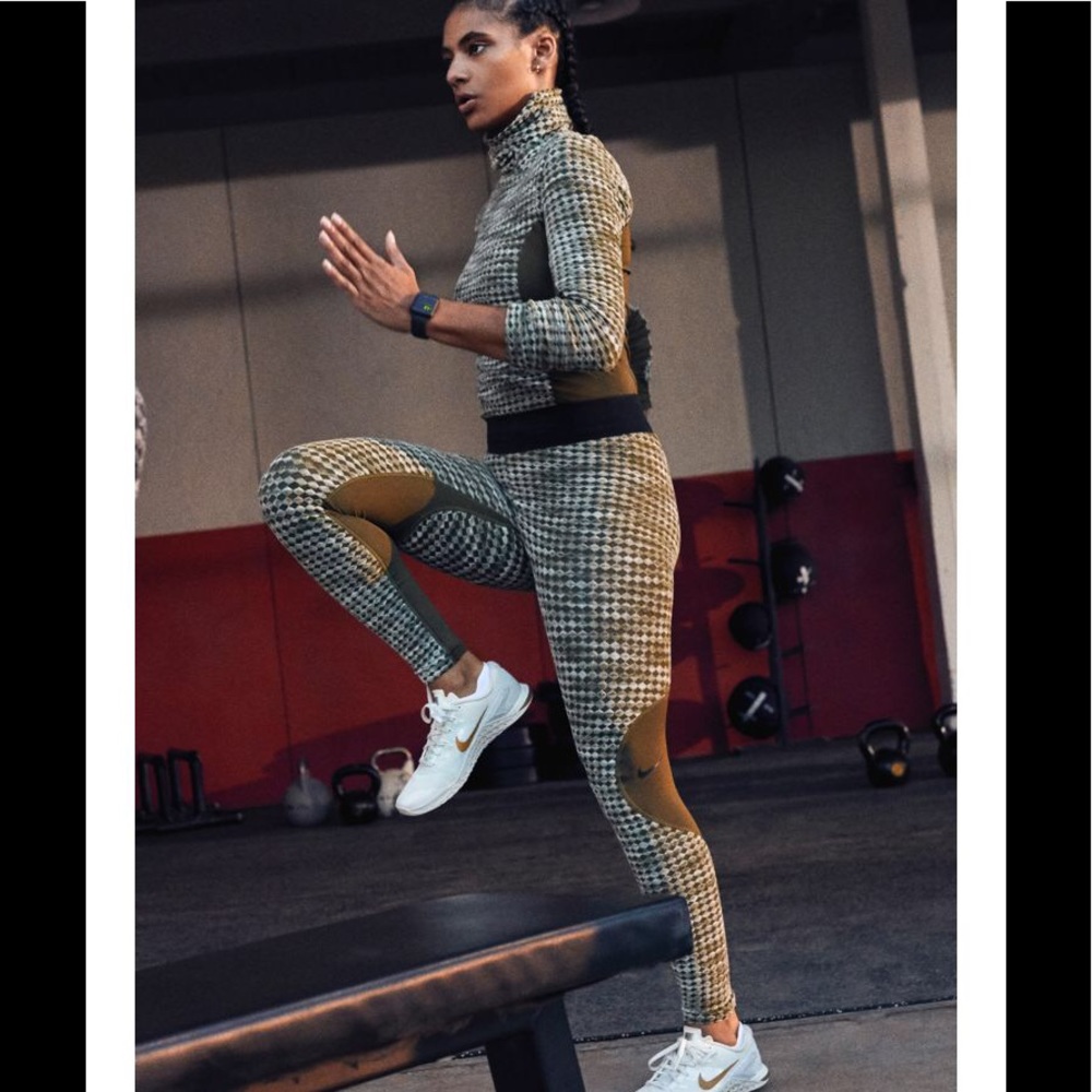 Nike Pro Hyperwarm Tights and Top